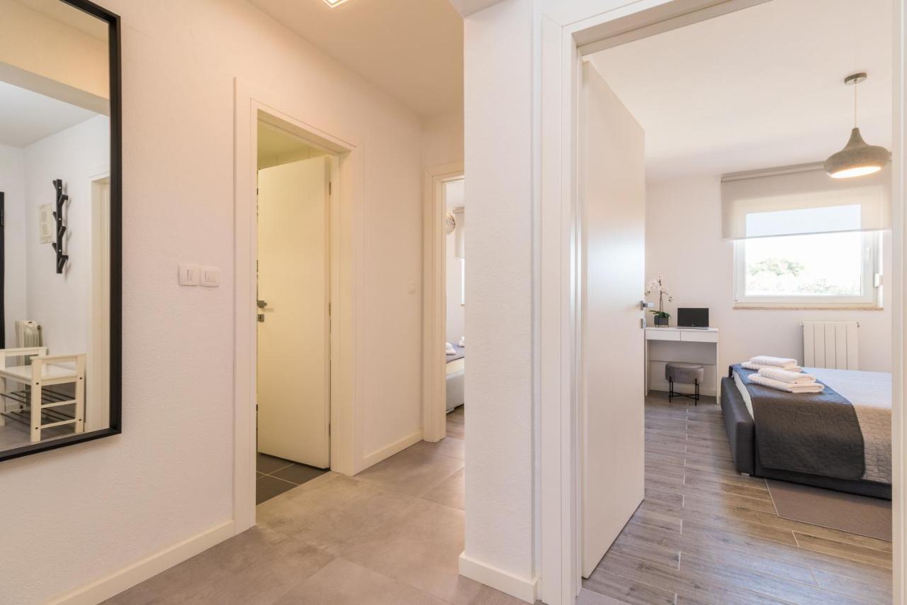 New Apartment Near Sea With 3 Bedrooms And 2 Bathrooms Pula Luaran gambar